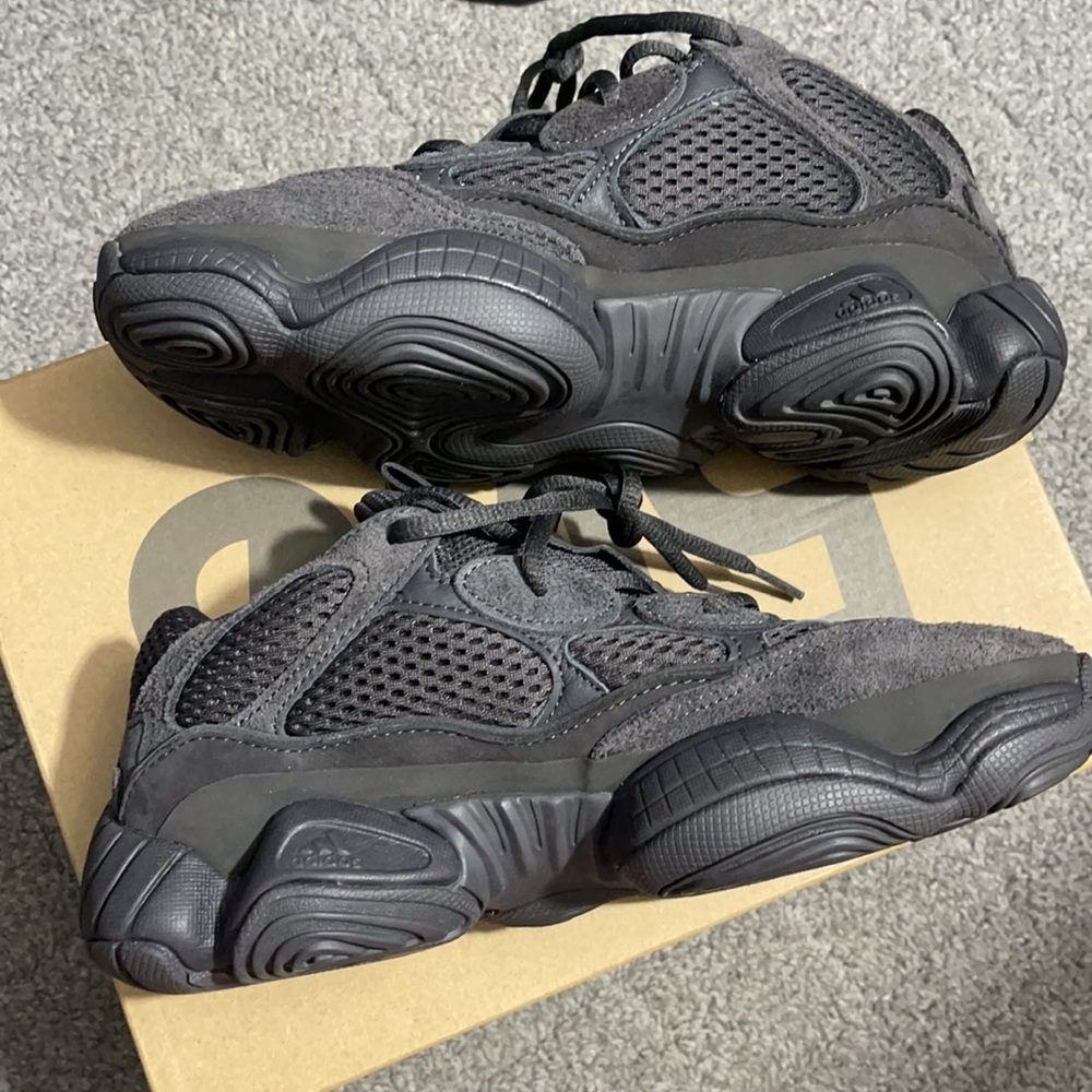 Yeezy black Desert Rat size 6 - Picture 2 of 7